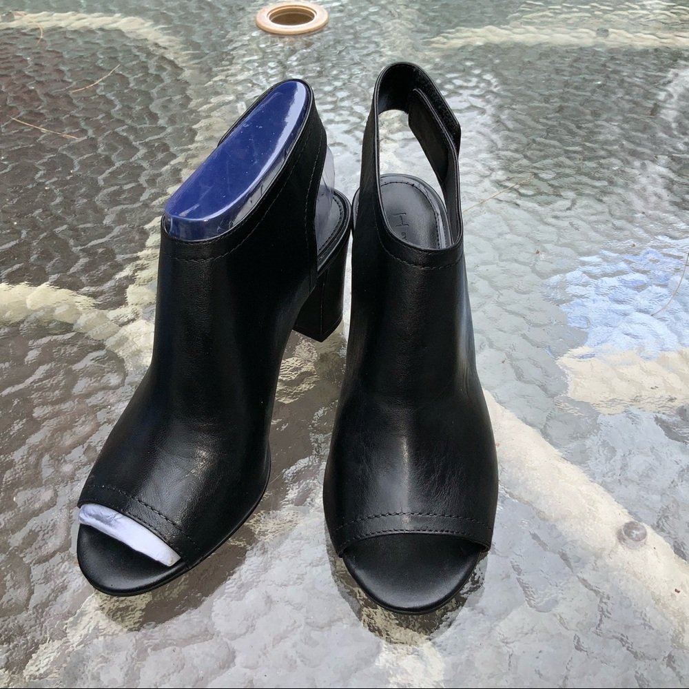 H BY HALSTON BLACK SLING BACK OPEN TOE HEELS  SZ 6M